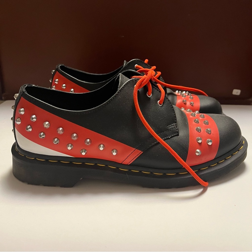 Men’s Dr Martens 1461 Hero Backhand Leather Studded Oxford Shoes Size 13M US